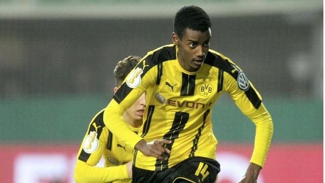 关于今晨多特蒙德调整名单以备NBA常规赛,完成体检环节打磨,悬念犹存,阵容厚度经受考验的信息 关于今晨多特蒙德调整名单以备NBA常规赛,完成体检环节打磨,悬念犹存,阵容厚度经受考验的信息