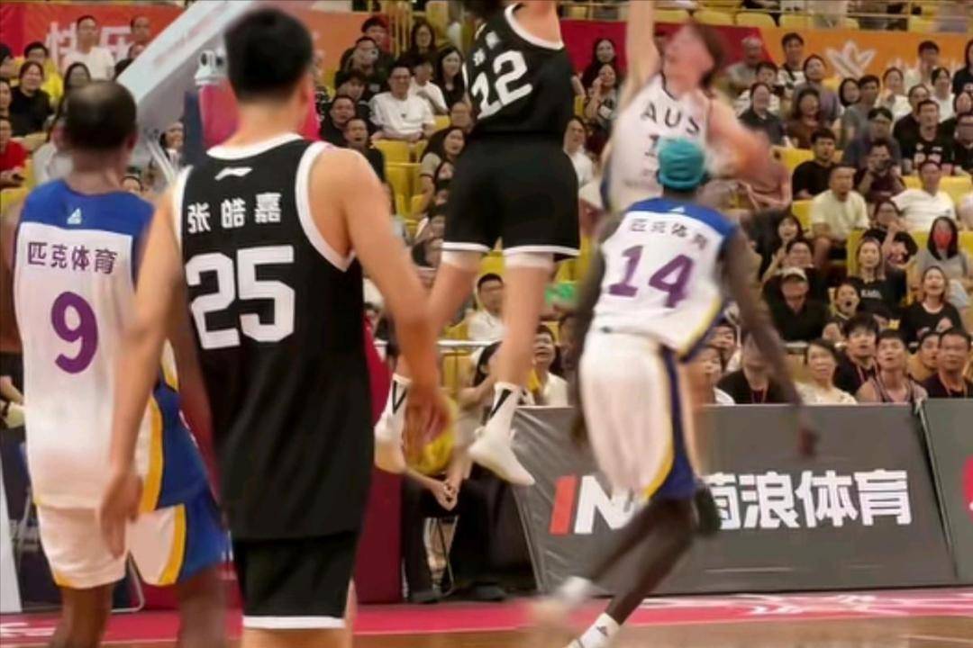 关于风云突变!广厦男篮集结日伤情更新;欧联版图或变;球迷炸锅;高层口径保持一致的信息 关于风云突变!广厦男篮集结日伤情更新;欧联版图或变;球迷炸锅;高层口径保持一致的信息