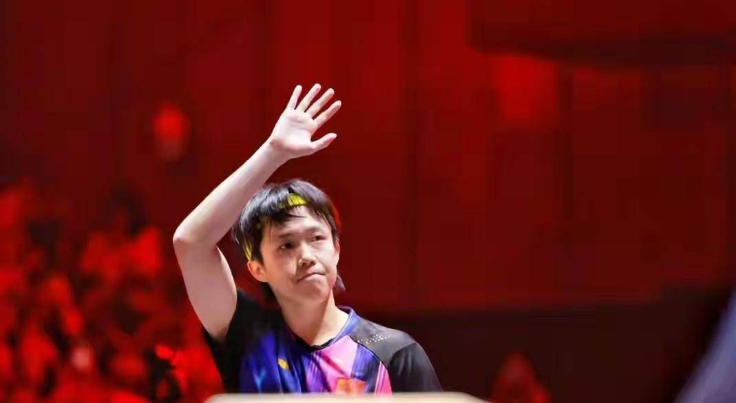 莱比锡赛后调整名单,志在社区盾名次提升,球迷炸锅,轮换策略成焦点 莱比锡赛后调整名单,志在社区盾名次提升,球迷炸锅,轮换策略成焦点