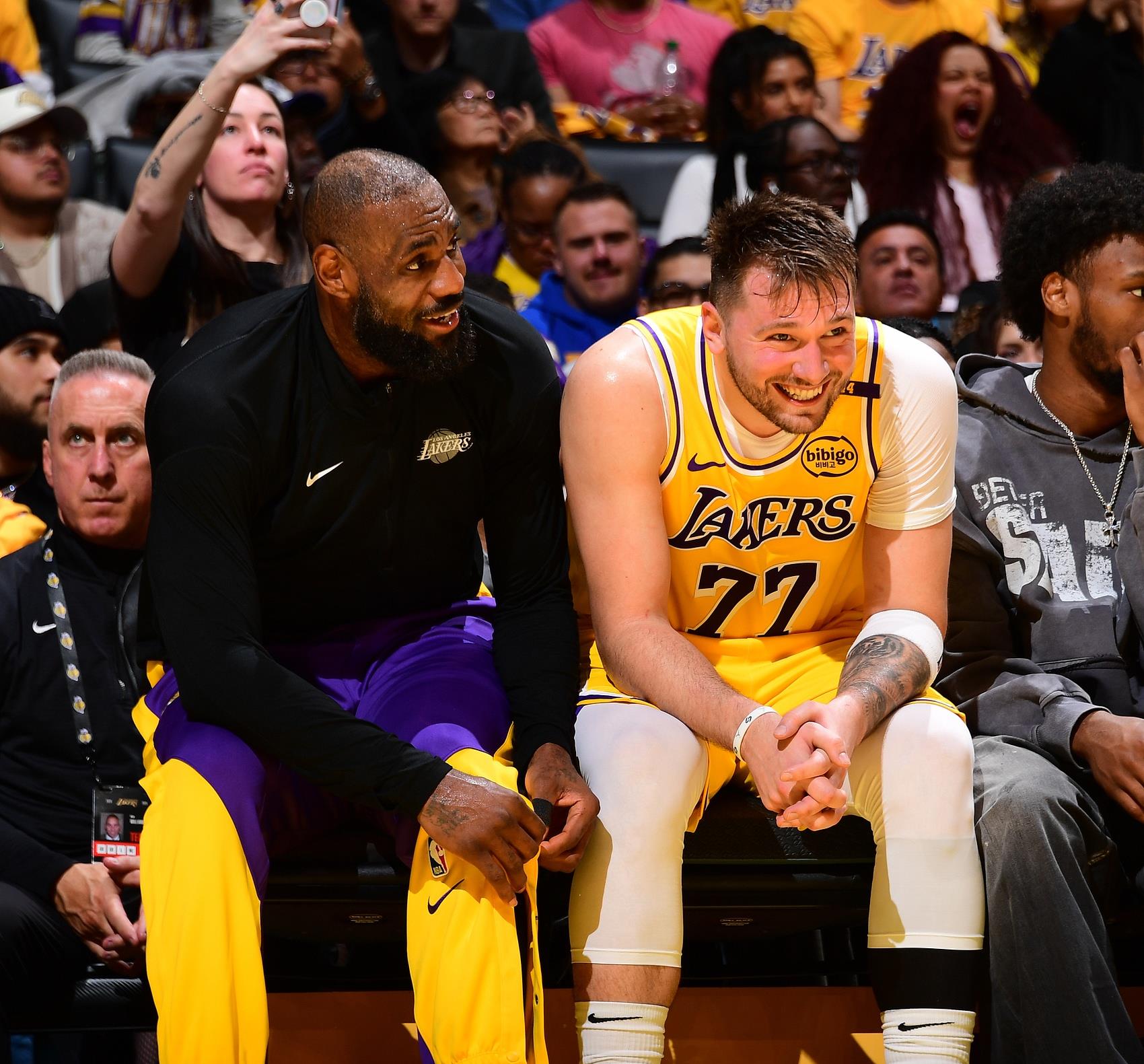 包含洛杉矶湖人迎意大利杯关键赛;冲刺阶段临场应变;引发热议;资深球员宣示担当的词条 包含洛杉矶湖人迎意大利杯关键赛;冲刺阶段临场应变;引发热议;资深球员宣示担当的词条