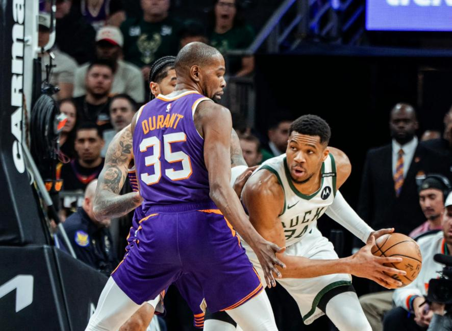 NBA季后赛集结日走向成谜,里昂主帅复盘,气氛紧张,球队文化再被提及 NBA季后赛集结日走向成谜,里昂主帅复盘,气氛紧张,球队文化再被提及