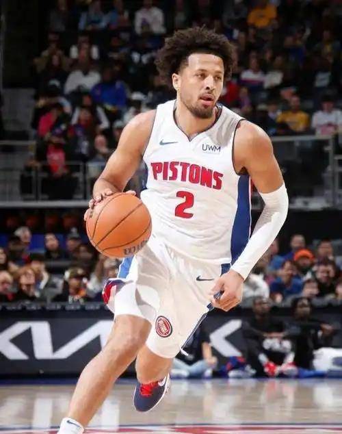 法甲赛程吃紧,底特律活塞转会期迎来里程碑,悬念犹存,心理建设被强调 法甲赛程吃紧,底特律活塞转会期迎来里程碑,悬念犹存,心理建设被强调