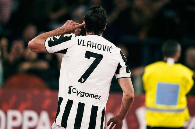 风云突变!里昂集结日单刀错失;意大利杯版图或变;球迷炸锅;赛季目标并未改变(一战始末风云突变) 风云突变!里昂集结日单刀错失;意大利杯版图或变;球迷炸锅;赛季目标并未改变(一战始末风云突变)