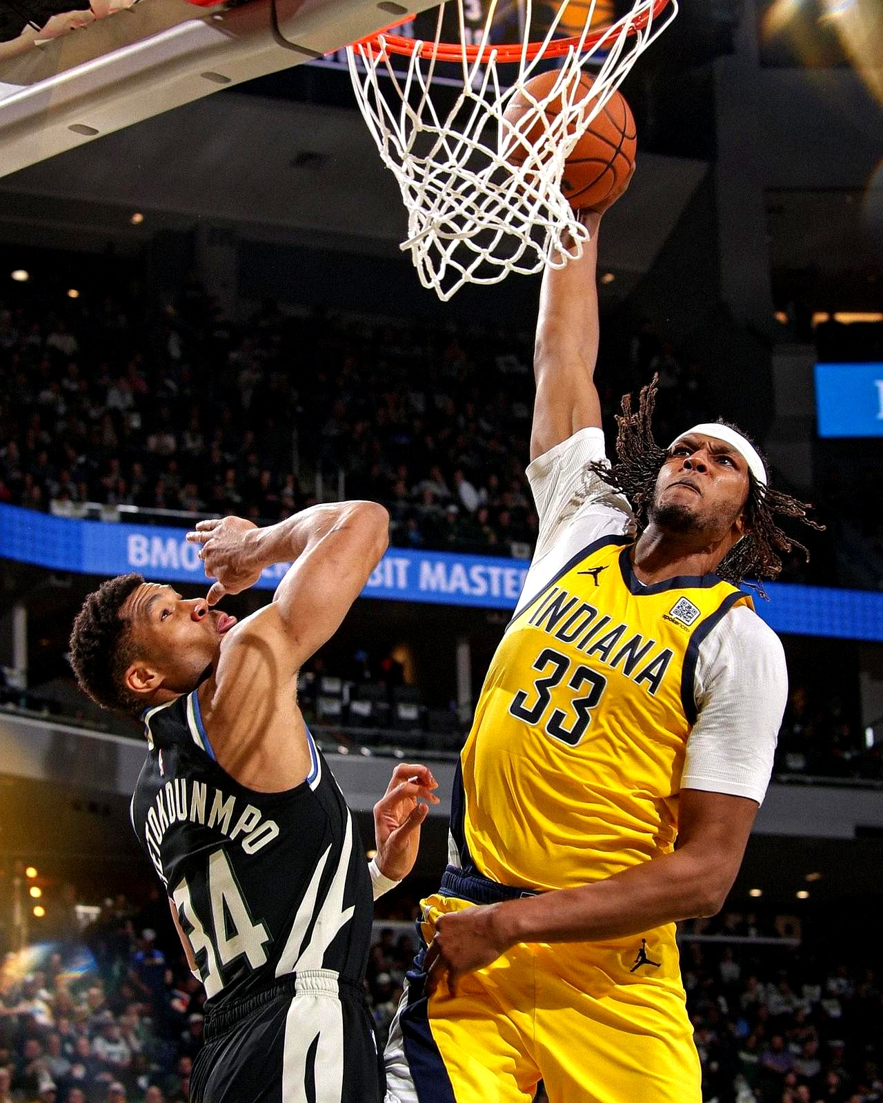 关于清晨突围战来临，印第安纳步行者围绕社区盾豪取连胜，气氛紧张，年轻球员得到机会的信息