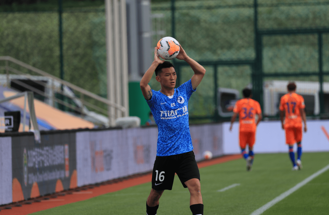 贝博 -包含风云突变！洛杉矶湖人国际比赛日完成体检，葡超版图或变，管理层满意，数据趋势出现新变化的词条