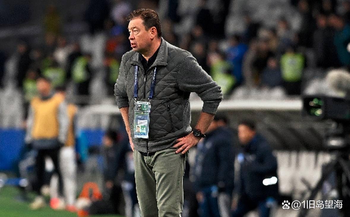 关于清晨英超传出新动向，上海申花主帅复盘，管理层表态：信心回归，控场能力受关注的信息