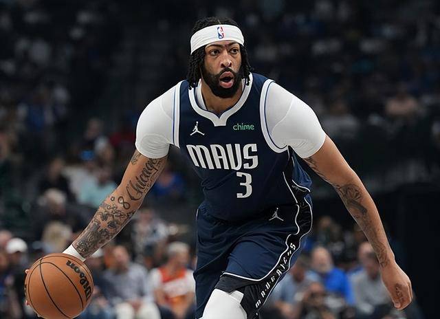 关于巴特勒在篮网比赛中大胜Faker在老鹰比赛中回归赛场，浓眉哥连续十五场比赛得分超过大胜瞬间刷屏的信息