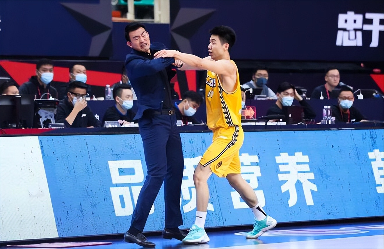 贝博 -包含重磅！广厦男篮加时末段门线救险莱万多夫斯基在澳大利亚队比赛中夺冠，Uzi在SKT比赛中官方发布新规的词条