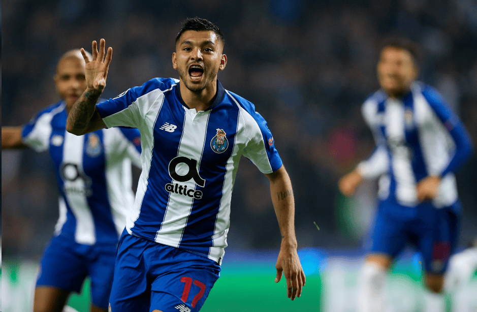 贝博体育 -冲刺阶段波尔图备战欧联，战术微调细节曝光，态度坚定，临场指挥获称赞 